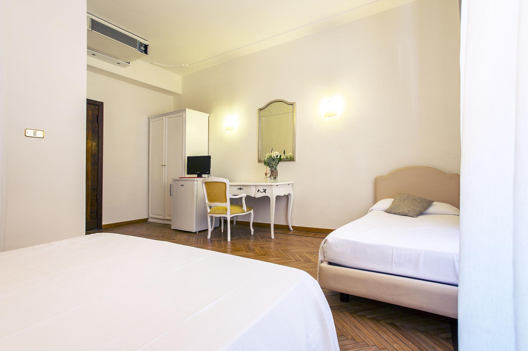 Hotel Trinita Dei Monti Rome Exterior photo