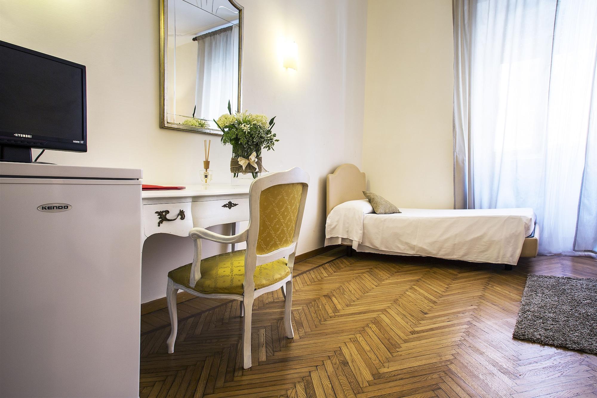 Hotel Trinita Dei Monti Rome Exterior photo